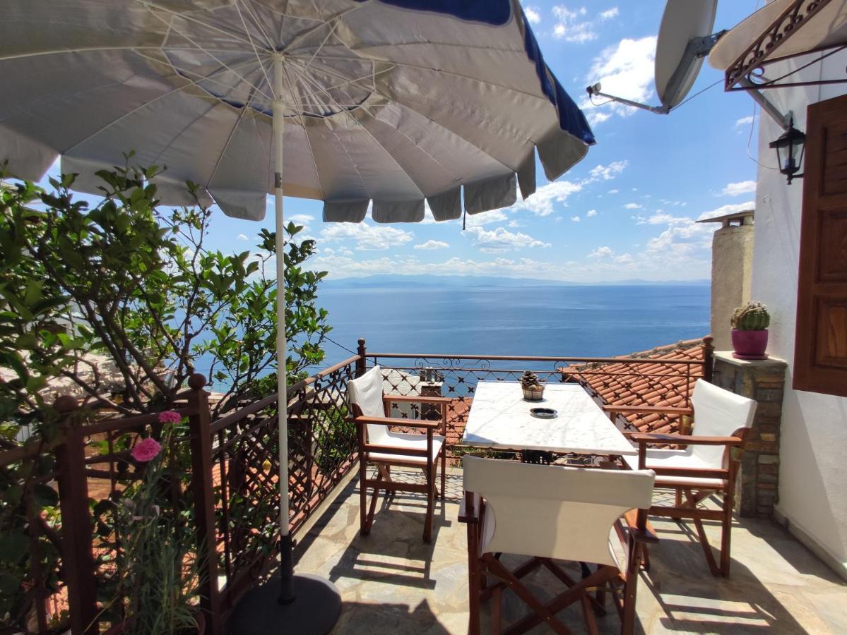 The Pagasetic Balcony - Magestic Sea Cottage Волос Экстерьер фото