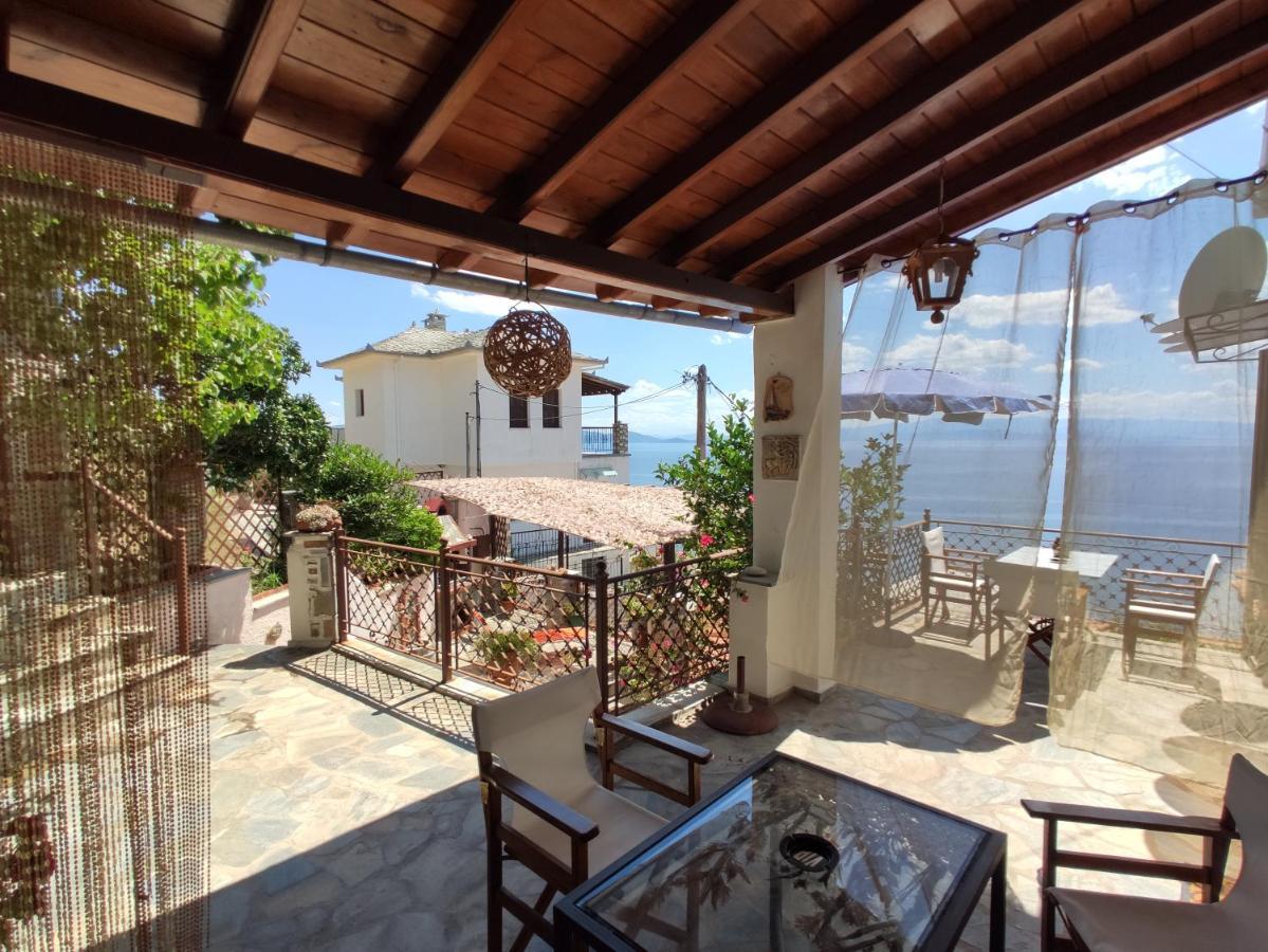 The Pagasetic Balcony - Magestic Sea Cottage Волос Экстерьер фото