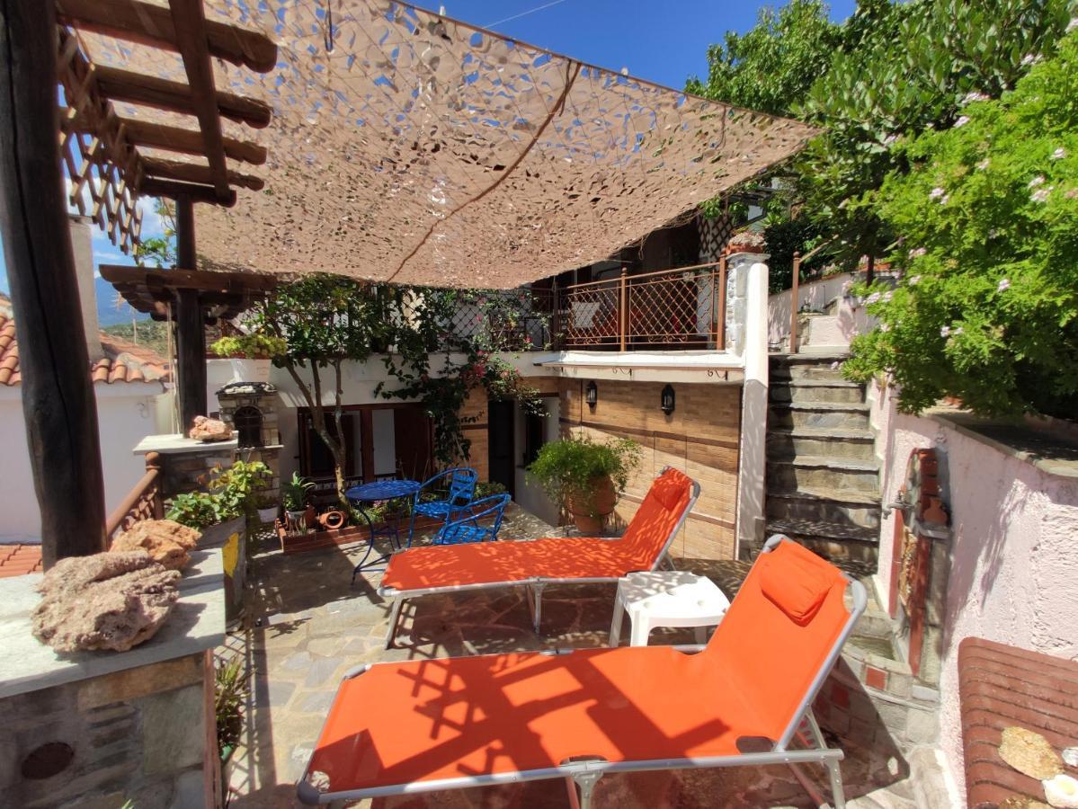The Pagasetic Balcony - Magestic Sea Cottage Волос Экстерьер фото
