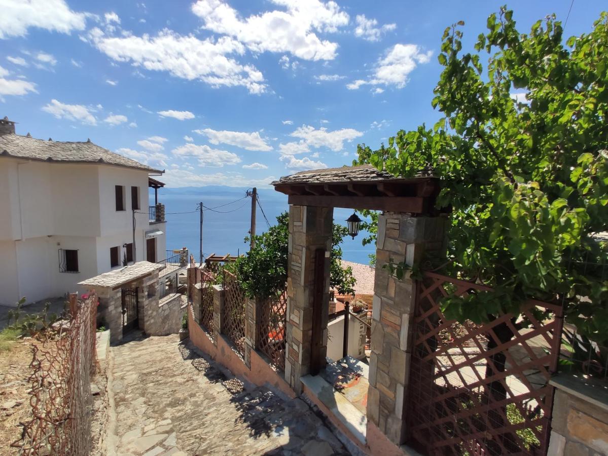 The Pagasetic Balcony - Magestic Sea Cottage Волос Экстерьер фото